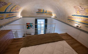 1 slaapkamer, een strijkplank/strijkijzer, reisbedje, gratis wifi