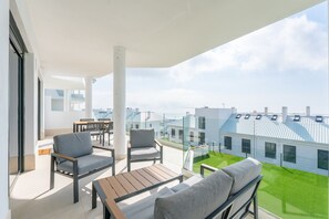 Outdoor dining - Las Lomas del Higueron - Brand New Apartment (Fuengirola)