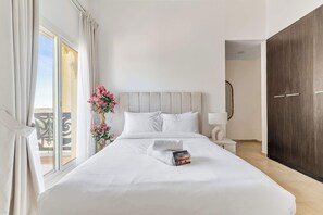 1 bedroom, iron/ironing board, WiFi, bed sheets - Free housekeeping visits during your stay - StayShort - 1 Bed in Dubai Land that Sleeps 2 with Balcony! (Dubai Land)