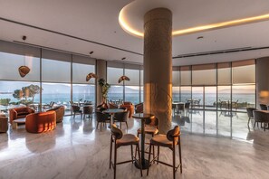 6 bars/lounges, poolside bar - Beks Premium Resort & Spa Hotel (Kusadasi)