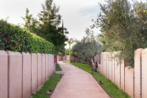 Property grounds - LES JARDINS DE TINA LODGES (Saâda)