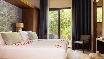 Safe på rommet, blendingsgardiner, lydisolert og wi-fi (inkludert)