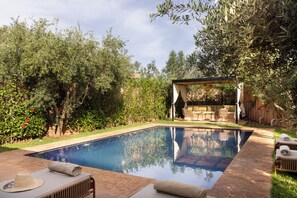 Outdoor pool - LES JARDINS DE TINA LODGES (Marrakech)
