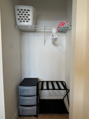 Interior - NEW Beach Escape - Queen Studio near Naples (Bonita Springs)