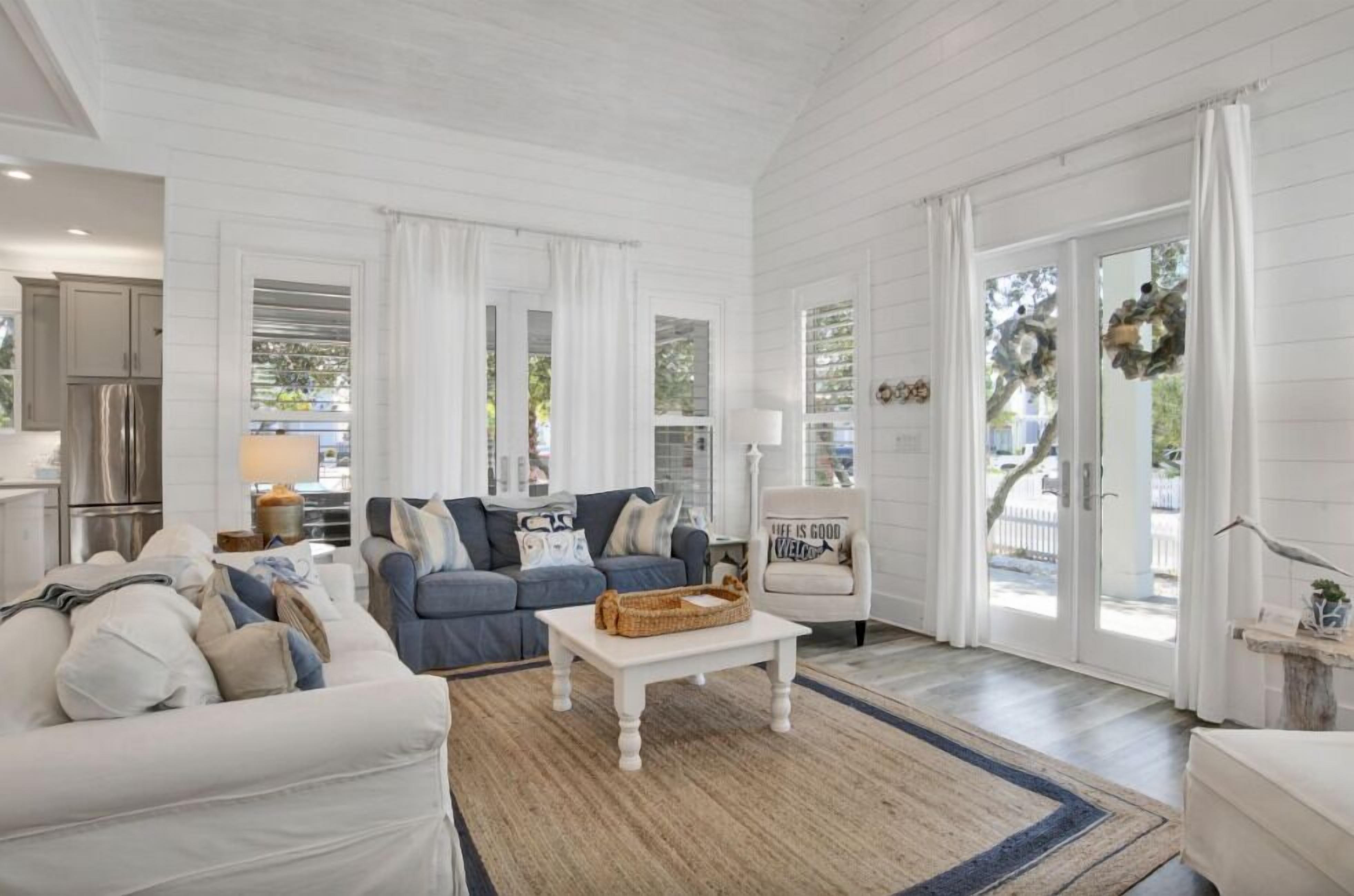 House, Multiple Beds (Sandy Toes on Parks Edge) | Living area