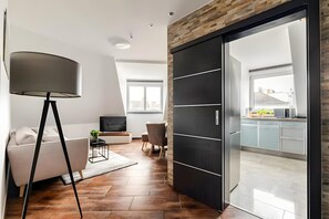 TV - Stylish apartment near Frankfurt (Offenbach am Main)