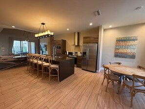 Dining - Last Minute Disney Getaway! Luxury Townhouse. Book Now! #155721 (Orlando)