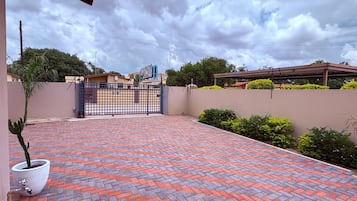 Enceinte de lâhĂ©bergement