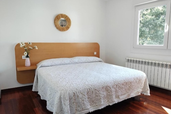 Habitación doble, vistas a la ciudad | Espacio para trabajar con un portátil y wifi gratis