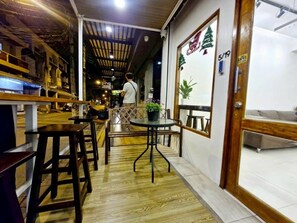 Living area - MaMa Hostel  CNX (Chiang Mai)