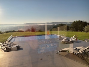 Villa | Piscine | Piscine intérieure, piscine extérieure