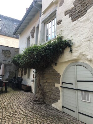 Terrace/patio - Romantic apartment sauna courtyard vaulted bar (Meisenheim)