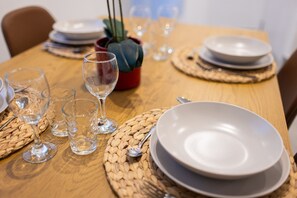 Dining - The Patraix Apartment B by Florit Flats (Valencia)
