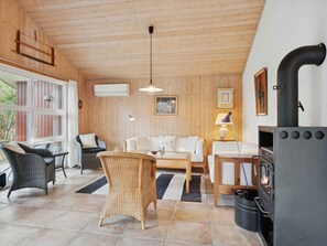 House | Interior - 4 Star Holiday Home in Hadsund (Hadsund)