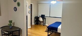 Lakeside GetAway - Cozy Studio in Orange Park, FL