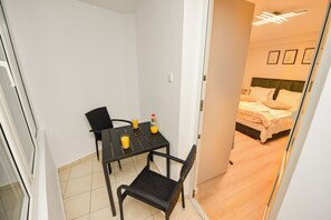 Bügeleisen/Bügelbrett, WLAN, Bettwäsche