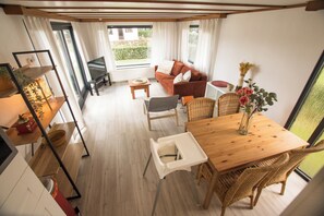 House | Living room - Stay With Beach and Minigolf Views (Ravels)