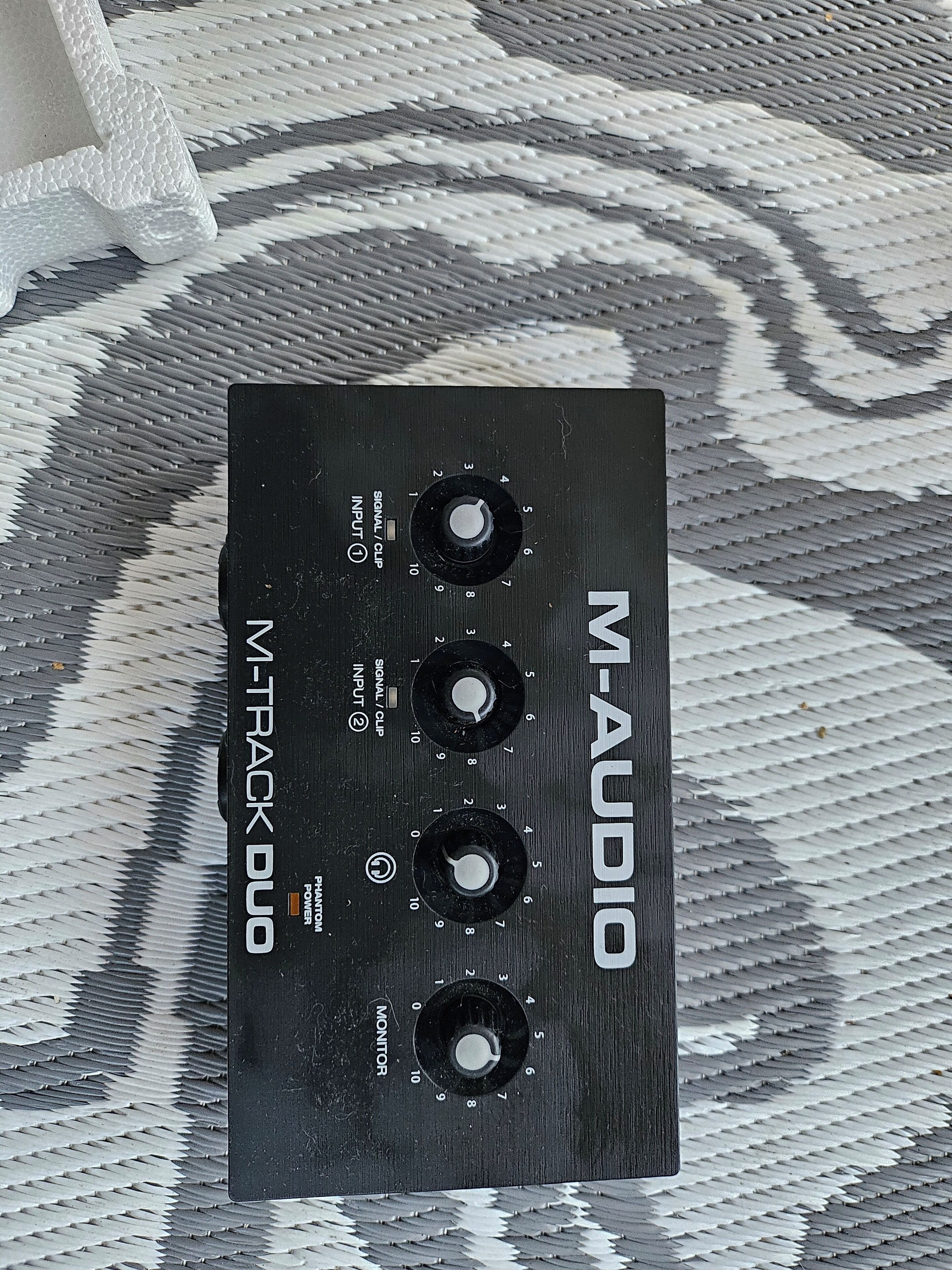 Classic Cabin | In-room dining