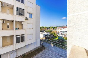 Property grounds - The Seabreeze Apartment (Plazhi San Pietro)