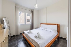 1 bedroom, WiFi, bed sheets