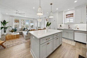 Interior - Walk to Beach! Newly Renovated 30A Retreat Sleeps 8 Near Alys and Rosemary (Inlet Beach)