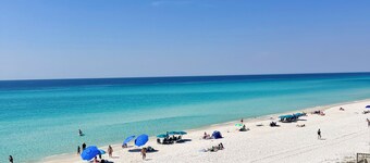 Walk to Beach! Newly Renovated 30A Retreat Sleeps 8 Near Alys and Rosemary