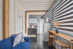 Interior - Charming 1-Bedroom Beach Apartment for 4 (Vega Baja)