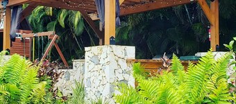 Tropical Retreat for Couples with Pool Access