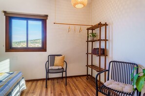 Travel cot, bed sheets - Penthouse Amparo del Teide - Terrace & BBQ (Icod de los Vinos)
