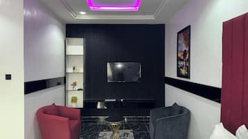 Habitación ejecutiva | Escritorio, espacio para trabajar con un portátil, wifi gratis