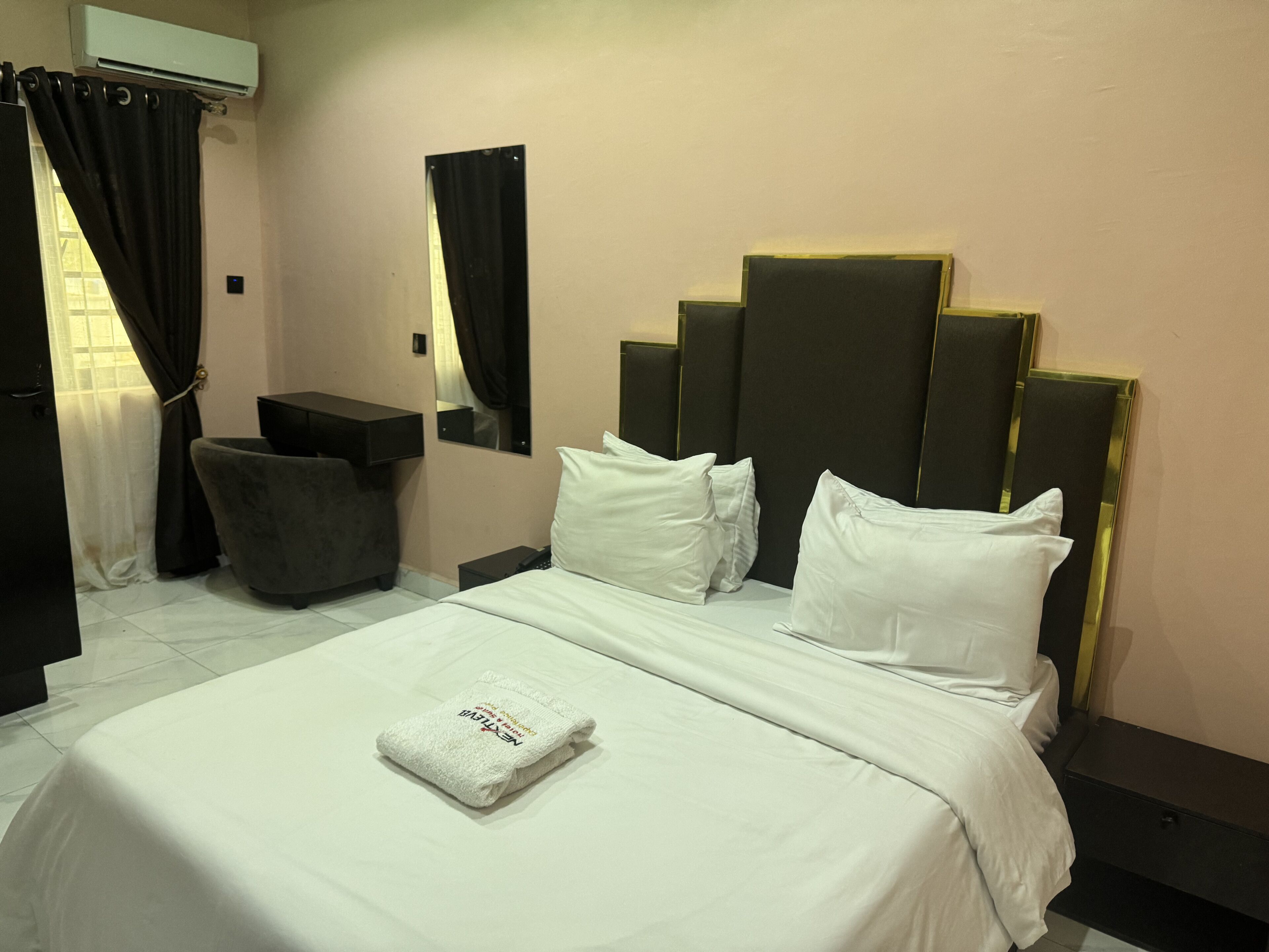 Basic-Einzelzimmer | Schreibtisch, laptopgeeigneter Arbeitsplatz, kostenloses WLAN