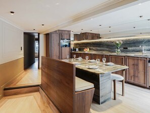 Apartment | Dining room - Signature Suite Eiffel Tower terrace (Paris)
