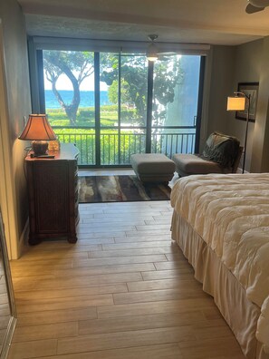 2 bedrooms, iron/ironing board, free WiFi, bed sheets - Waterfront, Direct View/Access, 2/2 TownHome, Grnd Level w Dock in Key Largo, FL (Key Largo)