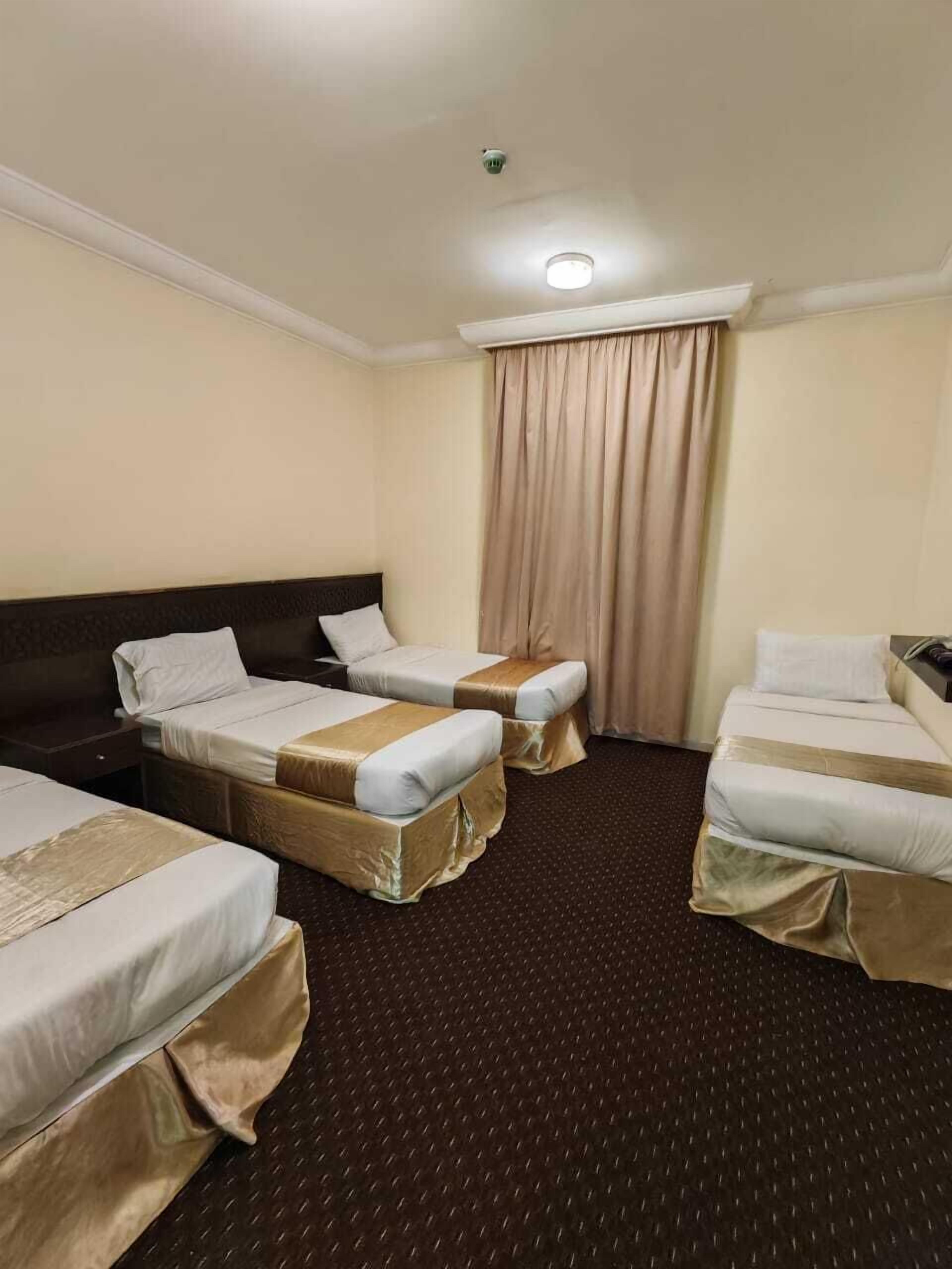 Basic Quadruple Room | In-room safe, blackout drapes, soundproofing