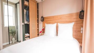 House | 2 bedrooms, bed sheets