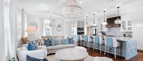 House, Multiple Beds (Sea La Vie Seaside Main House) | Living area