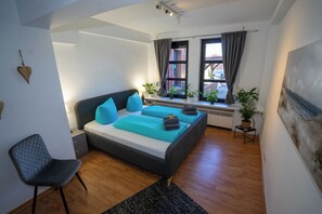 1 bedroom, iron/ironing board, WiFi, bed sheets - North Sea! Cozy vacation apartment - with dog - newly renovated - for 2-3 persons (Friedrichskoog)