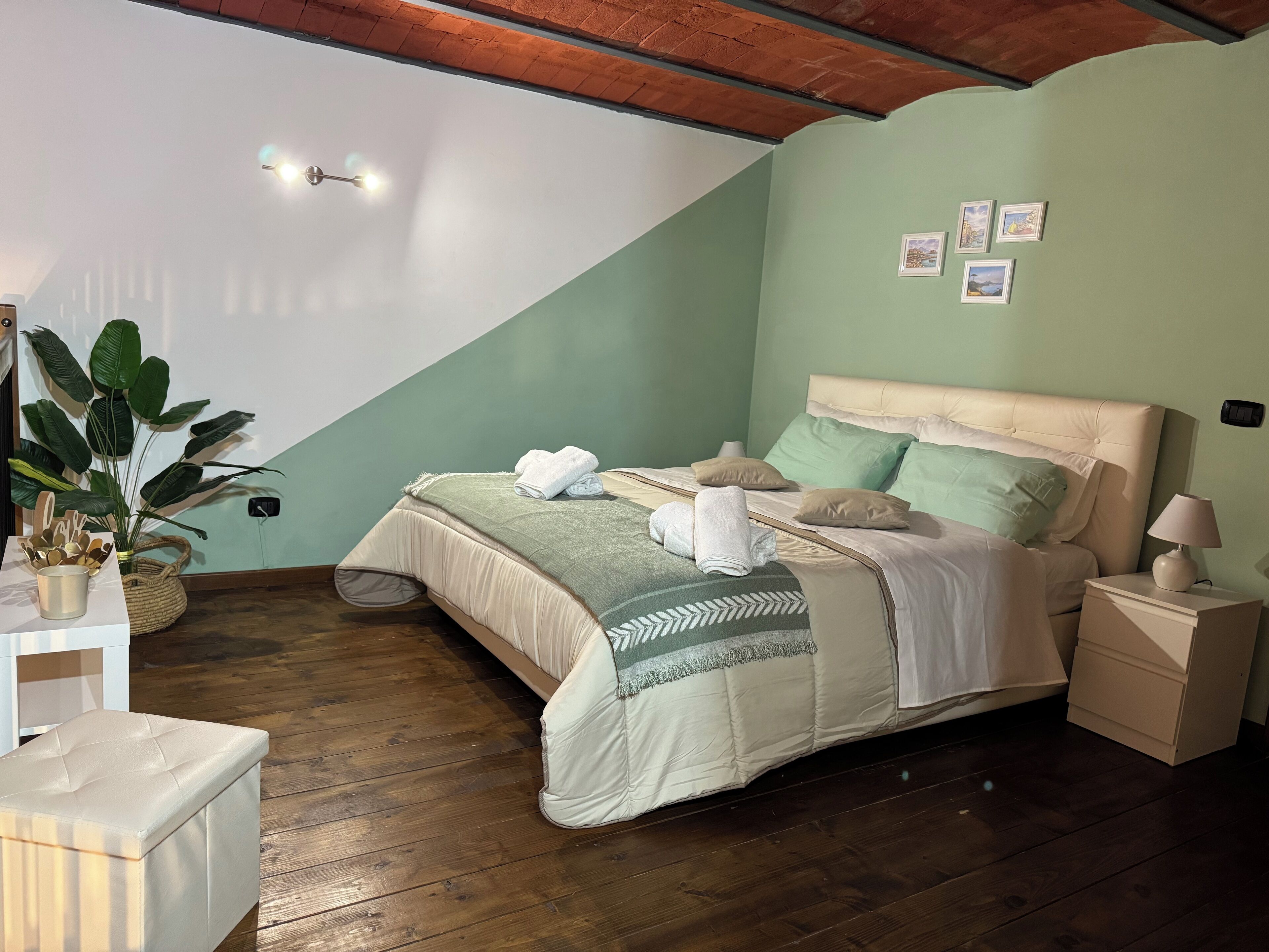 1 soverom, wi-fi (inkludert) og sengetøy