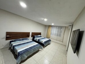 4 間睡房、熨斗/熨衫板、免費 Wi-Fi、床單