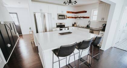 2 Min Ride to Downtown, Stylish Home, Fenced Yard