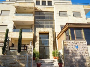 Exterior detail - Yafa Residence - 2BR - Abdoun - Top Location (Amman)