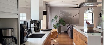 Spacious Boutique style Water Front pool home - Near Wellington Polo/Equestrian