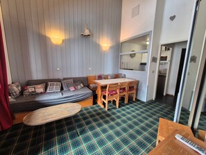 TV - Tignes Val Claret - Comfort 2-room, 6 pers., pets allowed (Tignes)