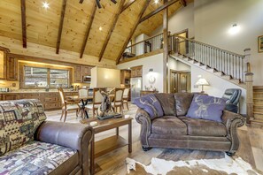TV, fireplace - Riverfront Cabin w/ Mtn Views in Robbinsville (Robbinsville)