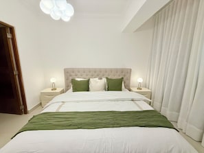 2 bedrooms, iron/ironing board, WiFi, bed sheets