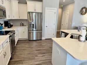 Fridge, microwave, oven, stovetop - Resort-Style Living in Beaufort’s Coolest Coastal Community (Beaufort)