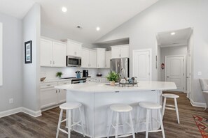 Fridge, microwave, oven, stovetop - Resort-Style Living in Beaufort’s Coolest Coastal Community (Beaufort)