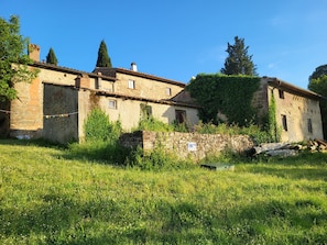 Exterior - Renovated apartment just 20 km from Florence in the Tuscan hills (Scandicci)