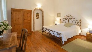 Uklassifisert bilde, 2 av 12, knapp