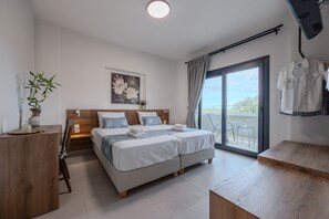 3 bedrooms, desk, iron/ironing board, free WiFi - Dina Villa,Modern Luxury Retreat near Panormo Beach (Roumeli)